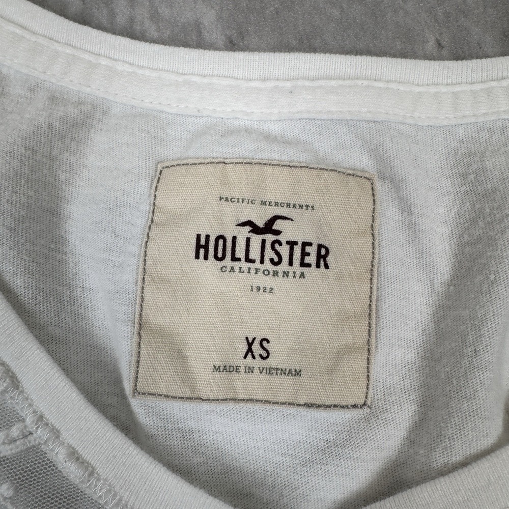 Hollister Henley Shirt Lace 3/4 Sleeve - Picture 2 of 6